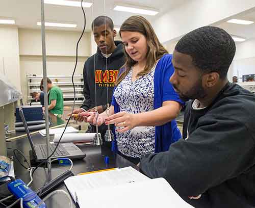 Engineering students in a lab