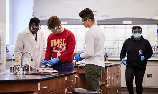 students in a lab class